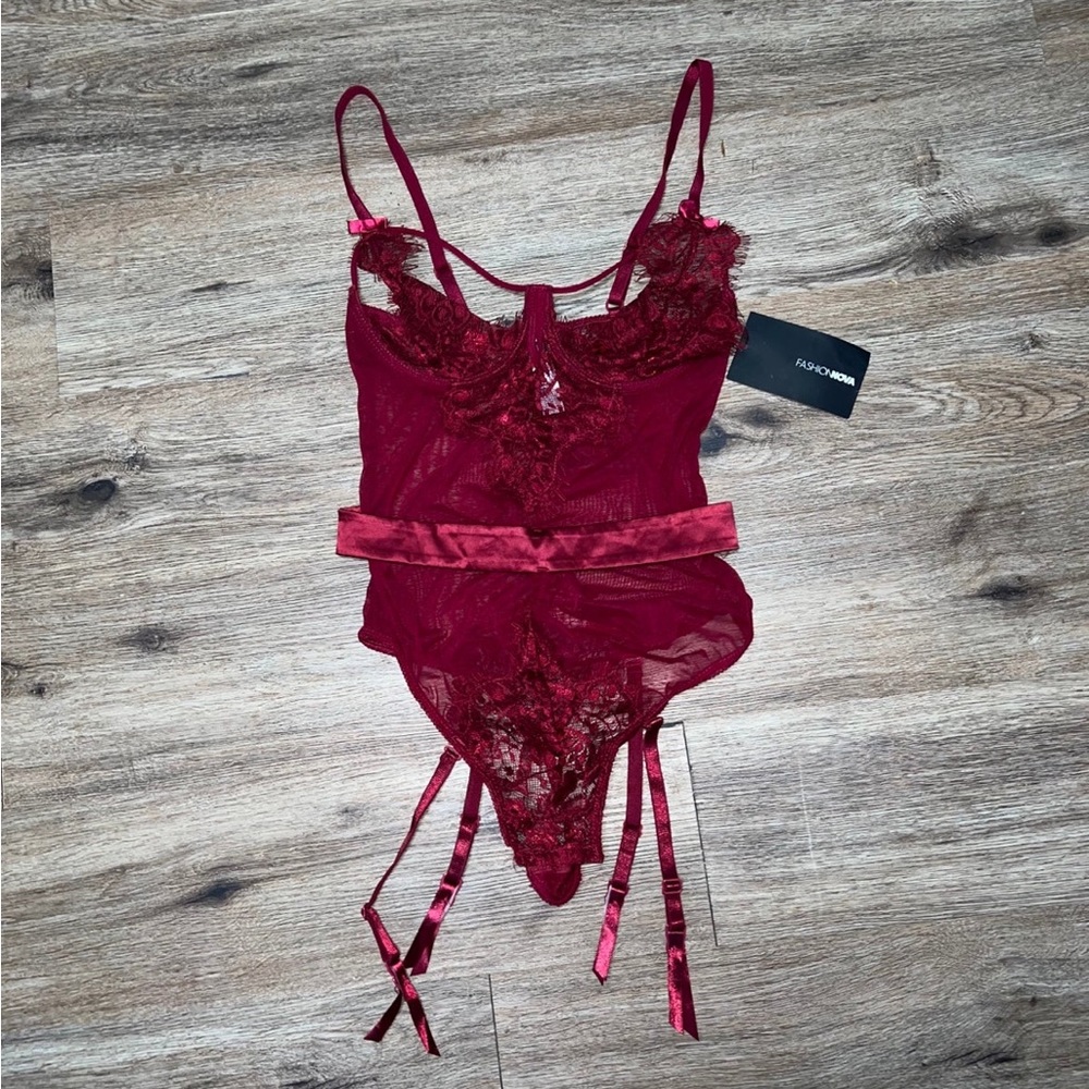 NWT Fashion Nova Garter Bodysuit Lingerie